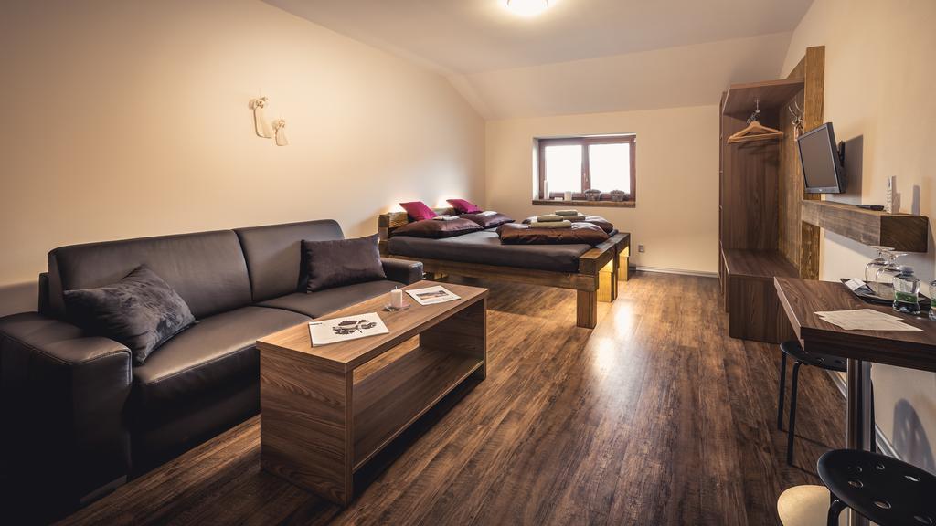 Penzion Vino Hruska Blatnička 部屋 写真